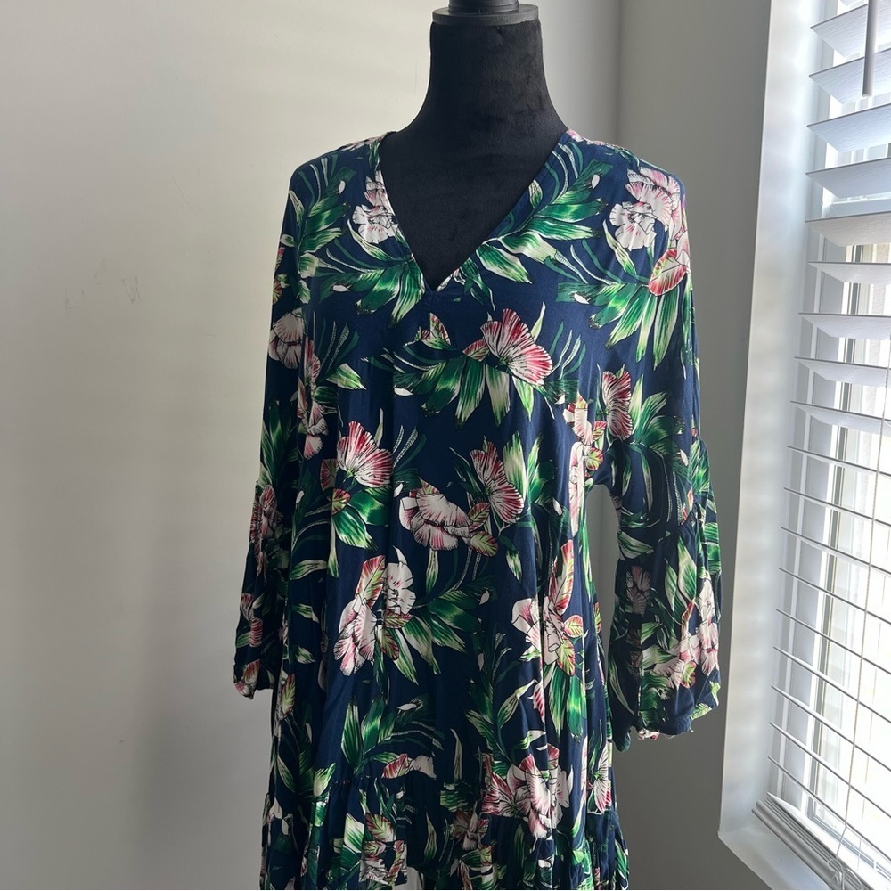 Label of Love Floral Green and Pink Women's Top - Medium - Picture 2 of 15